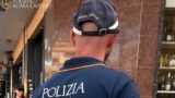 Ostia, escrementi di topo nel cibo: chiuso un minimarket da incubo