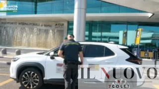 Aeroporto di Fiumicino, arrestato un tassista-pusher: sequestrati 1,3 kg di droga e 20mila euro in contati