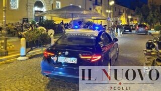Frascati, 16enne rompe il vetro del bus Cotral con il martelletto d’emergenza: denunciato. Sequestrati 208 chili di rame