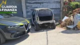 Da Ladispoli a Fiumicino, maxi blitz della Finanza: spuntano droga, lavoro nero e pezzi di auto rubate