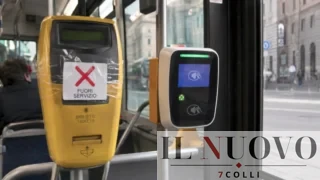 Roma, Atac manda in pensione obliteratrici, dopo i ‘grattini’ dei parcheggi: biglietto cartaceo verso l’addio