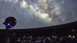 Roma, il cielo d’agosto si ‘accende’ al Planetario, spettacoli fino a tarda sera per grandi e piccoli: il programma completo