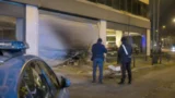 Roma, ordigno esplode davanti a un autonoleggio: notte di paura sulla Casilina
