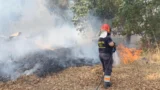Roma, incendio sulla Pontina: chiusa la carreggiata verso la Capitale, traffico deviato