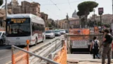 Roma ‘ostaggio’ dei cantieri infiniti, metro, treni e tram ancora ko: tutte le chiusure di fine agosto e inizio settembre