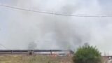 Pontina, incendio a Castel Romano: strada chiusa, traffico in tilt (VIDEO)