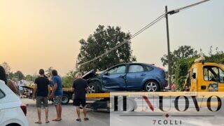 Incidente mortale a Nettuno: scontro moto-auto, Simone muore a 32 anni all’uscita dal lavoro (FOTO)