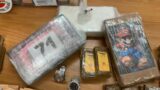 Roma, 13 chili di droga nascosti tra cassonetti della spazzatura e testiere del letto: valore 350 mila euro, sequestrati anche Rolex (VIDEO)