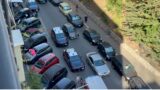 Roma, minacce di morte e aggressioni: torna l’incubo alla Montagnola. 41enne torna a terrorizzare il quartiere poche ore dopo l’arresto