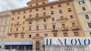Roma, Netflix riaccende il Cinema Europa: ma ai piani superiori l’occupazione continua