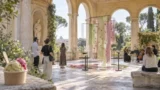 Roma, ultima domenica per il gelato trasformato in un’opera d’arte: pistacchio e lampone a Villa Borghese