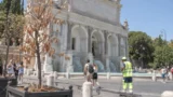 Roma, dagli alberi secchi alle fontane di Trevi e Gianicolo: sui simboli della Capitale continua a regnare la ‘nebbia’