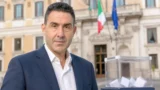 L’effetto Vannacci irrompe sulla legge elettorale: Meloni e Tajani valutano il ballottaggio, la Lega dice ‘NO’