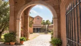 Roma, l’Abbazia delle Tre Fontane svela i suoi segreti: si entra nelle stanze dei monaci