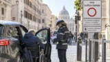 Roma, Ztl disabili, nuove regole nel mirino, Mussolini (FI) attacca Gualtieri: «Così penalizzate i più fragili»