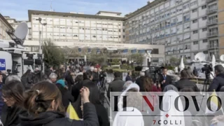 Papa Leone XIV, intervento riuscito, ma ora arrivano gli esami decisivi post operatori: le ultime notizie dal Gemelli