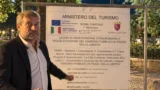 Topi e degrado nella piazza appena riqualificata, Giannini (SOS Roma) contro Gualtieri sull’uso dei fondi PNRR