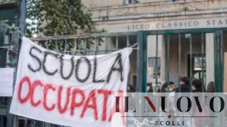 Roma, scuole occupate e danni milionari: la Lega chiede l’intervento del Prefetto