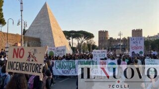 Roma, fronte ambientalista in corteo contro Gualtieri: “No speculazioni”. Nel mirino Inceneritore, stadio e ex Mercati Generali