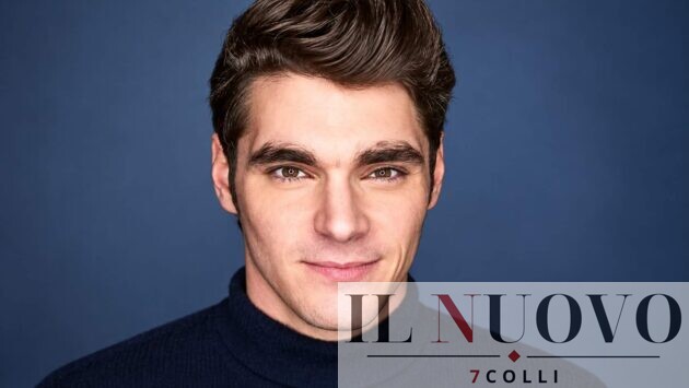 Morto RJ Mitte, il figlio di Walter White nella celebre serie Breaking Bad: la sua battaglia più grande era fuori dal set